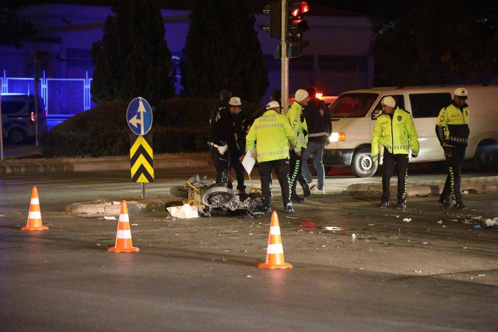 Konya’da ölümle sonuçlanan motosiklet kazası kamerada 6